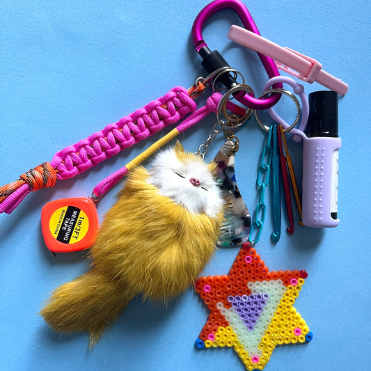 Sleepy cat bag charm