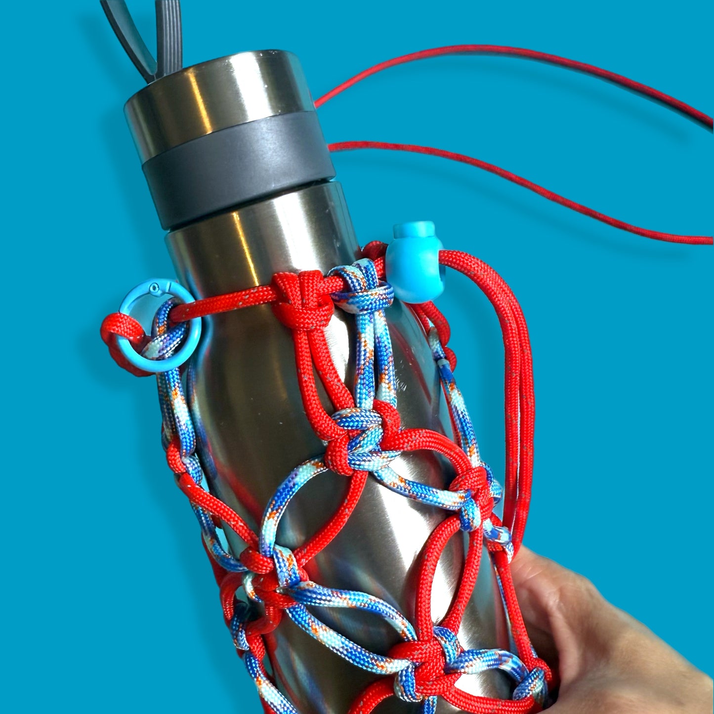 Macrame para cord bottle bag red blue