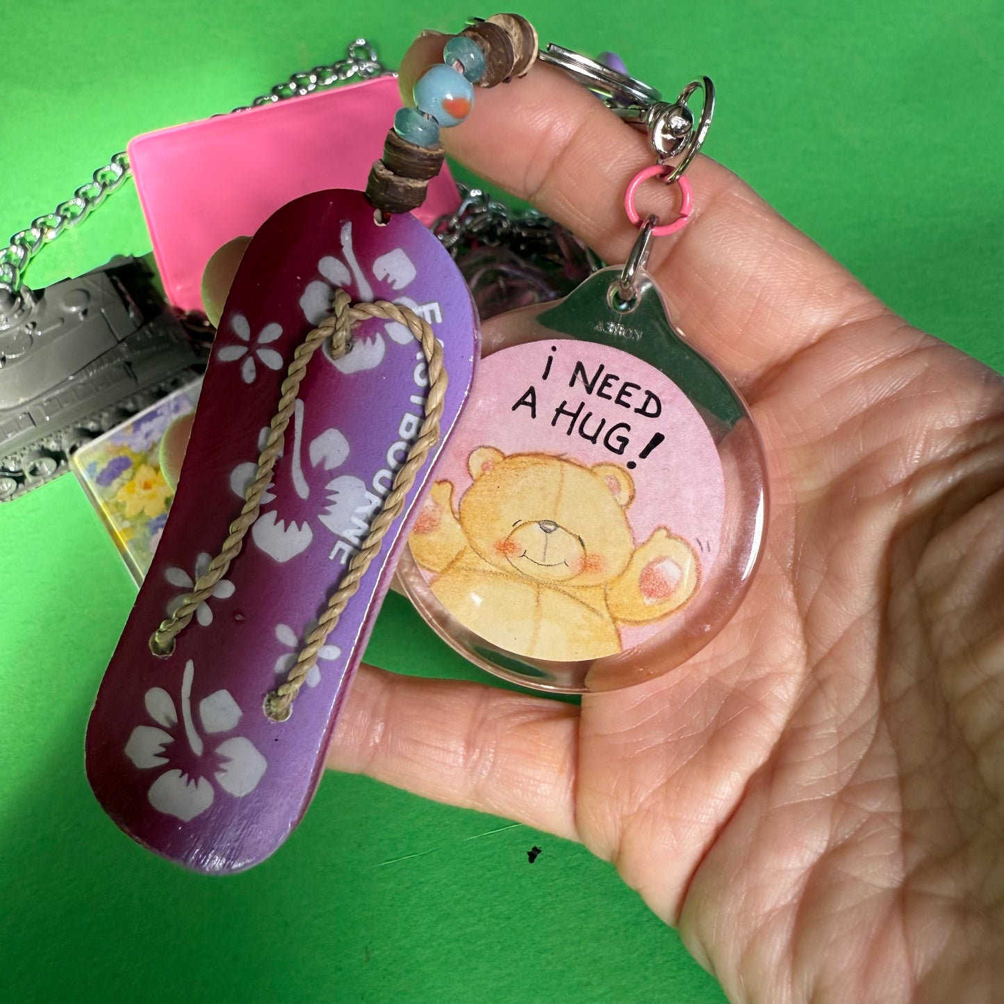 Long charm necklace 90s pink