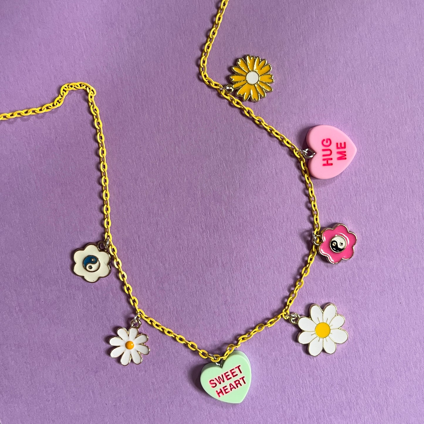 Charm necklace daisy sweets