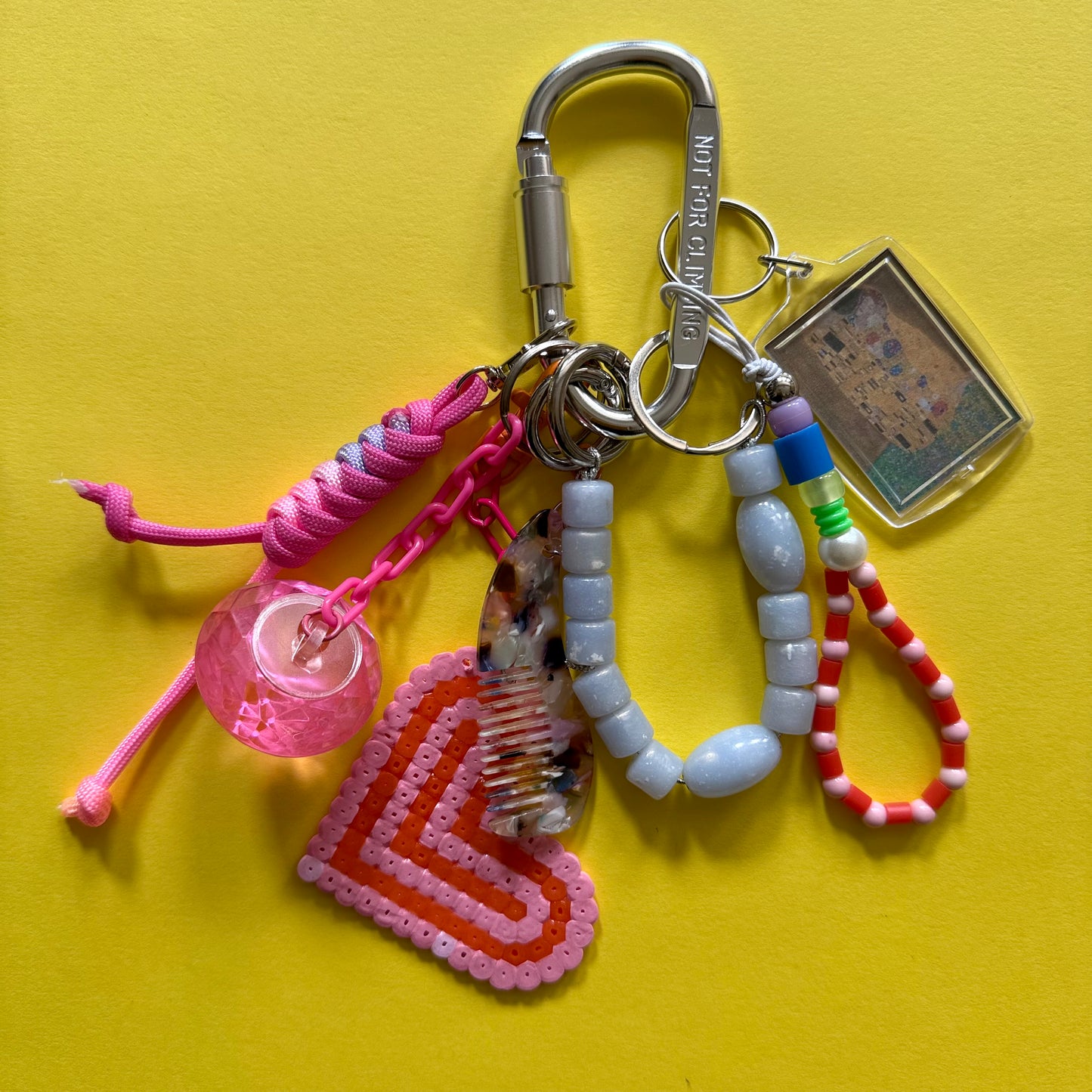 Bag charm and keyring Comb