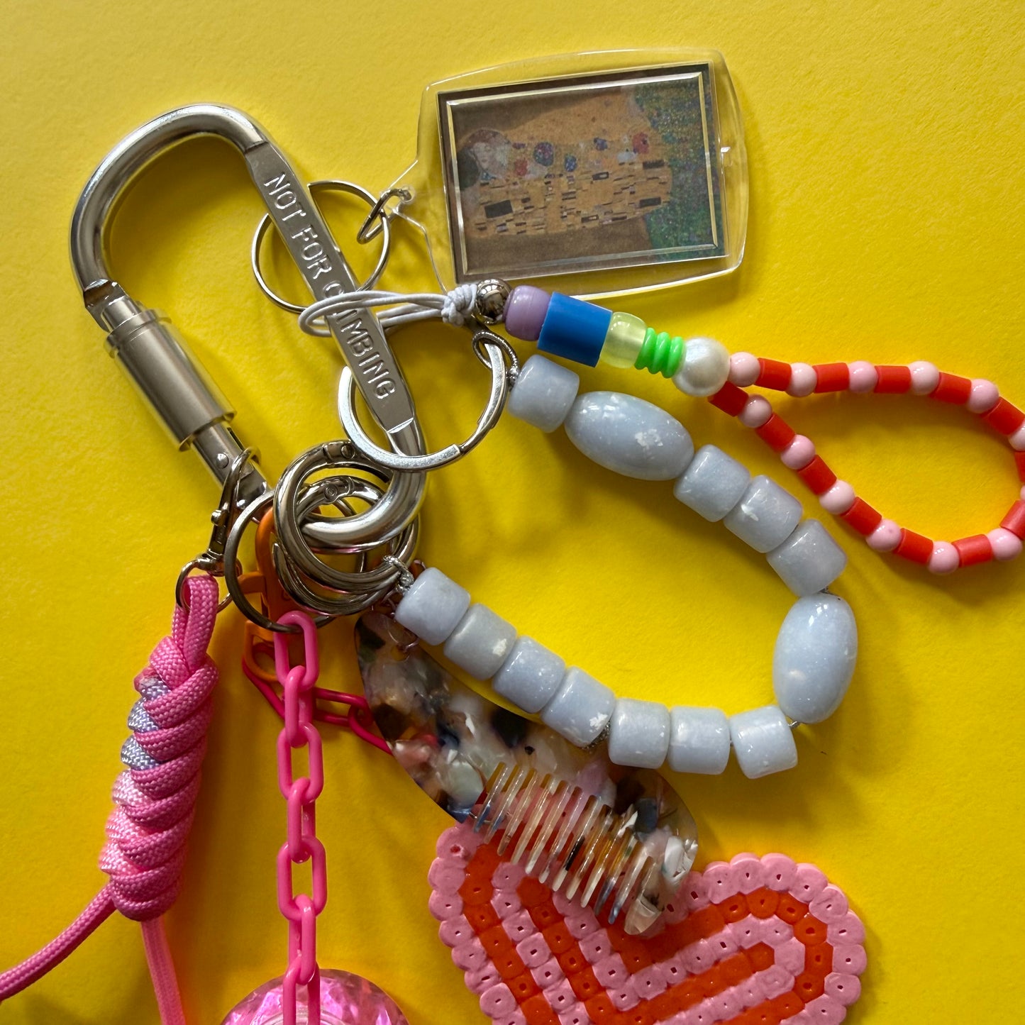 Bag charm and keyring Comb