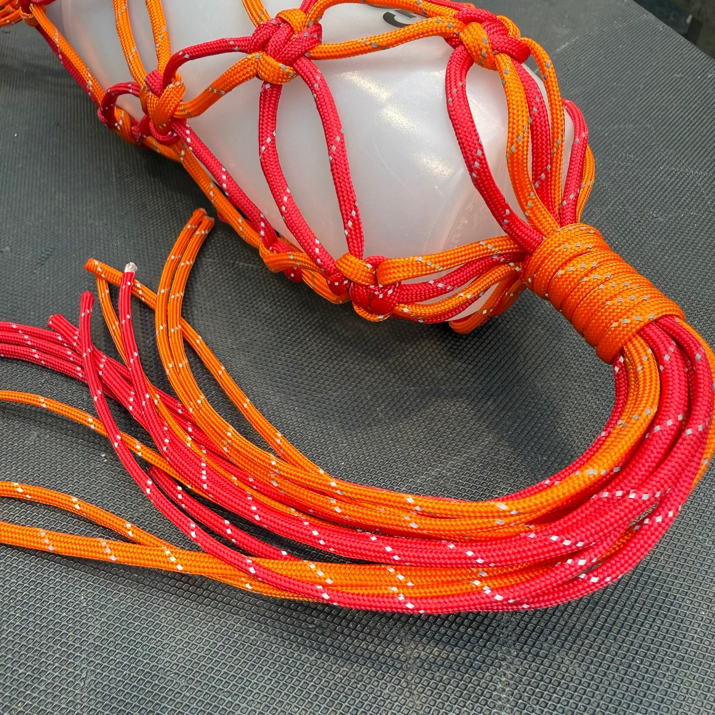 Macrame para cord bottle bag red orange