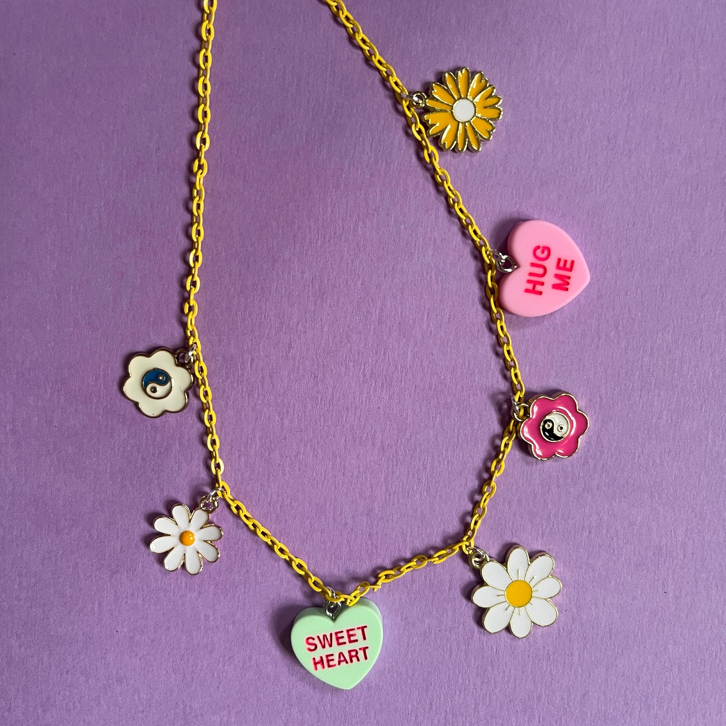 Charm necklace daisy sweets