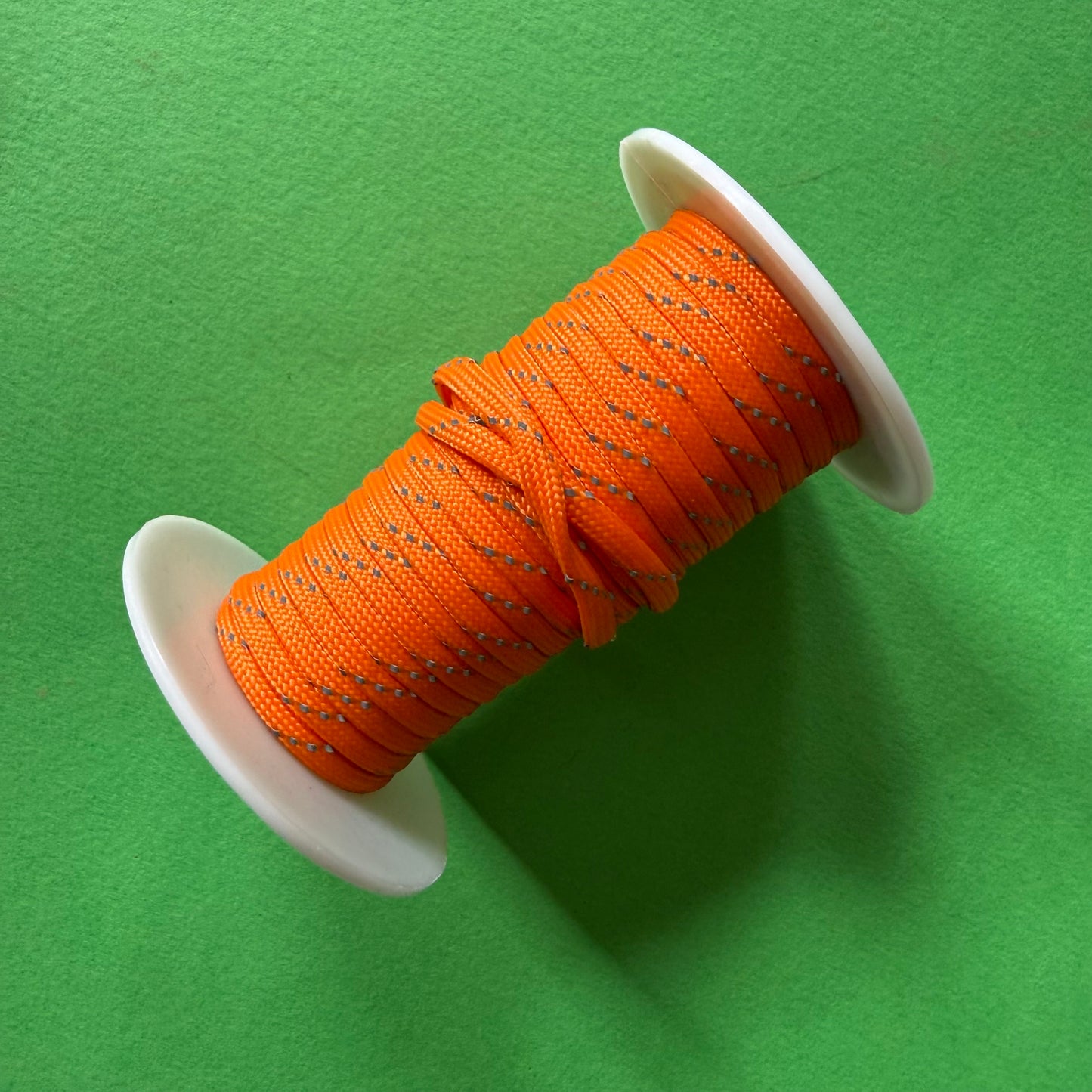 Macrame paracord bottle bag