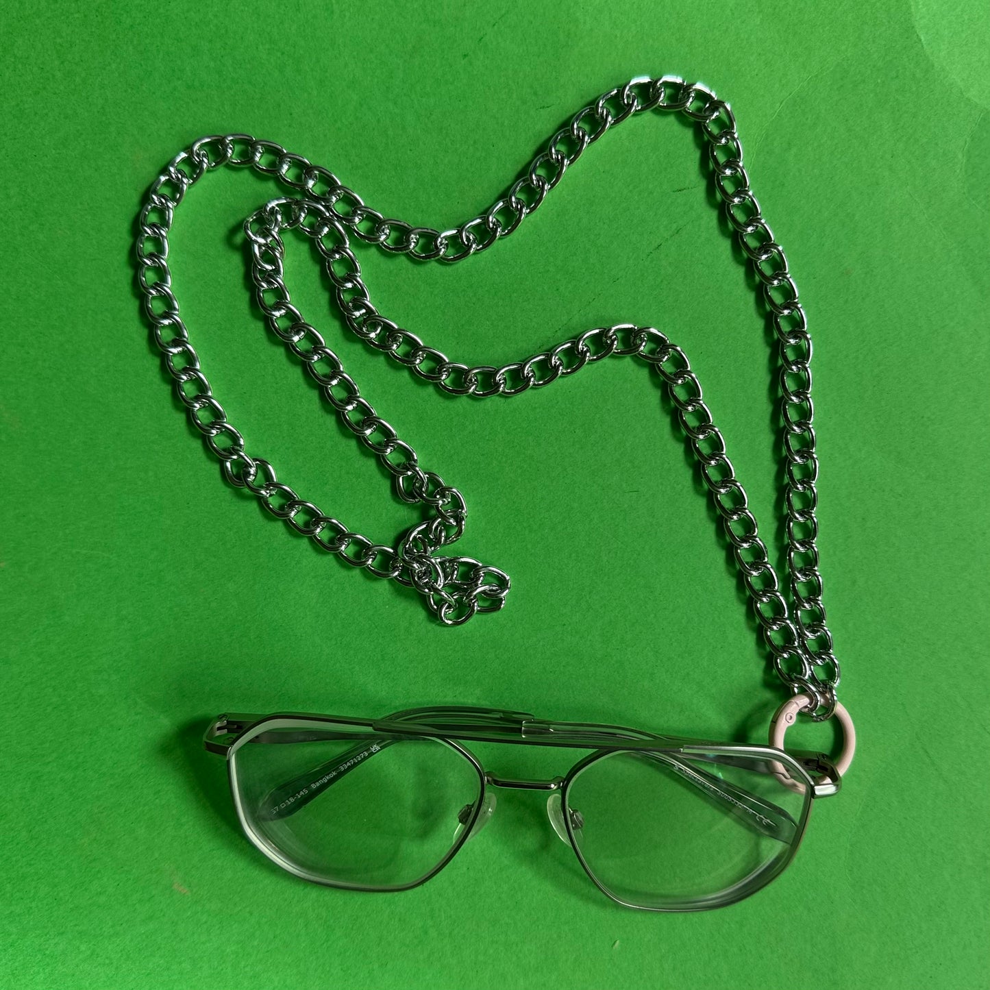 Glasses holder long pendant chain