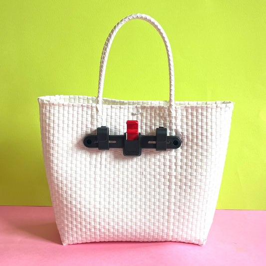 white plastic bicycle basket pannier bag with adjustable hooks for rack